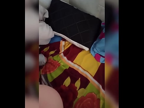 ❤️ Minu toakaaslane jääb üksi koju, sest tema abikaasa läheb puhkusele ja ma kasutan võimalust teda nussida ja täita tema perse piimaga ❤ Porno fb at us et.doujin-sexy.ru ☑