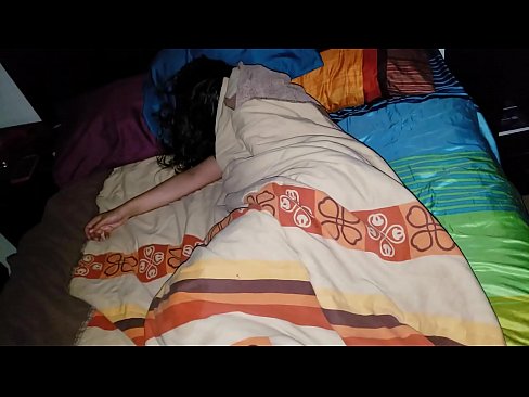 ❤️ Kasupoeg sõimab oma noort kasuema, kui ta magab. ❤ Porno fb at us et.doujin-sexy.ru ☑